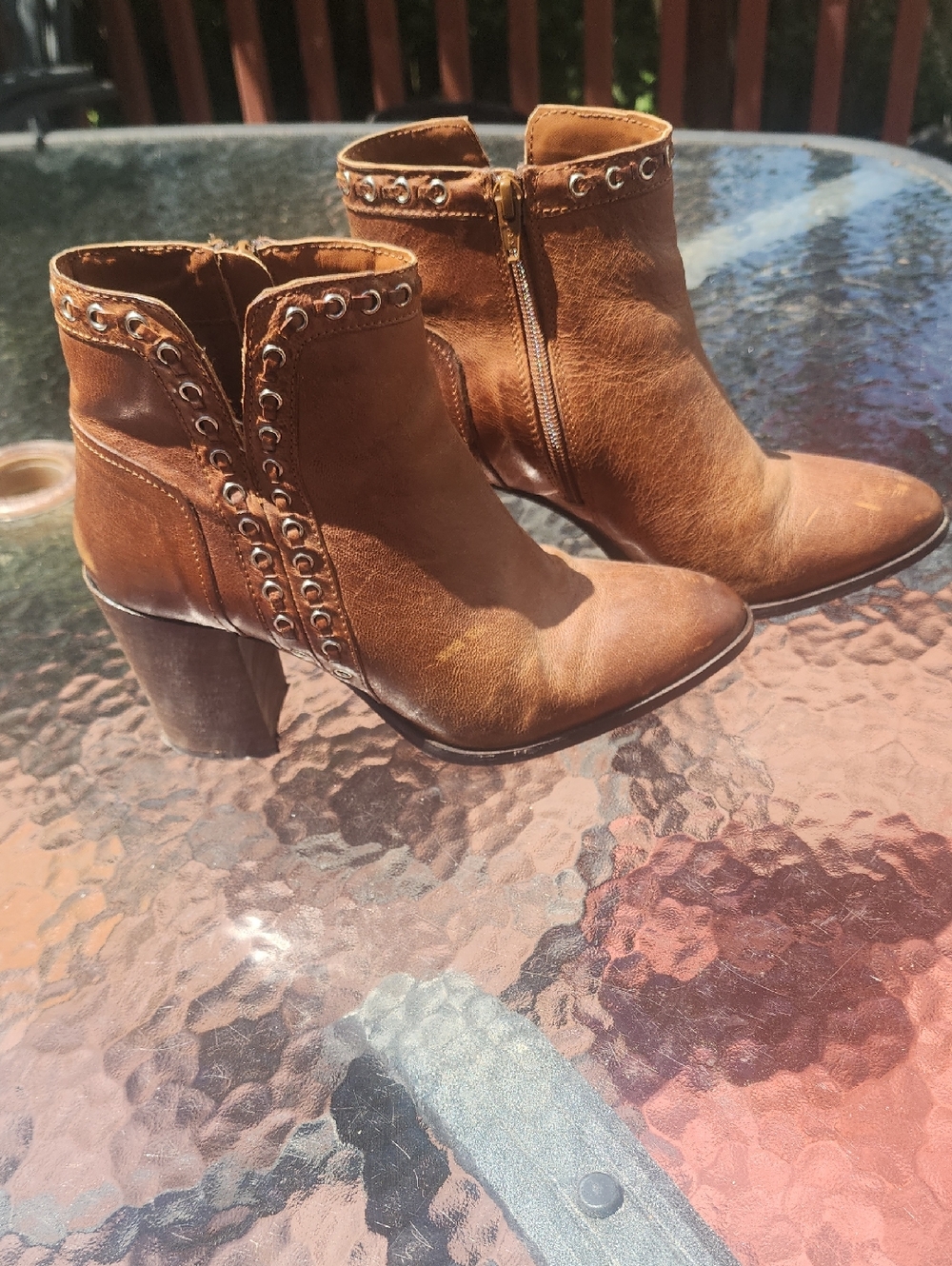 Journey Signature Brown Leather Stud-Trim Ankle Booties 8.5